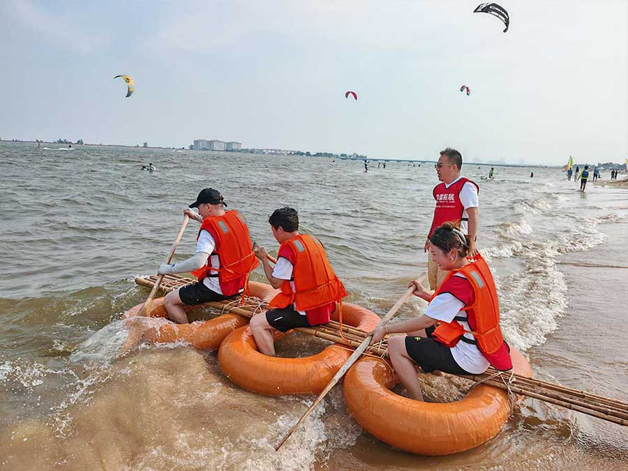 水上團(tuán)隊(duì)挑戰(zhàn)